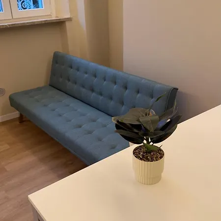 Milan House 2 *
